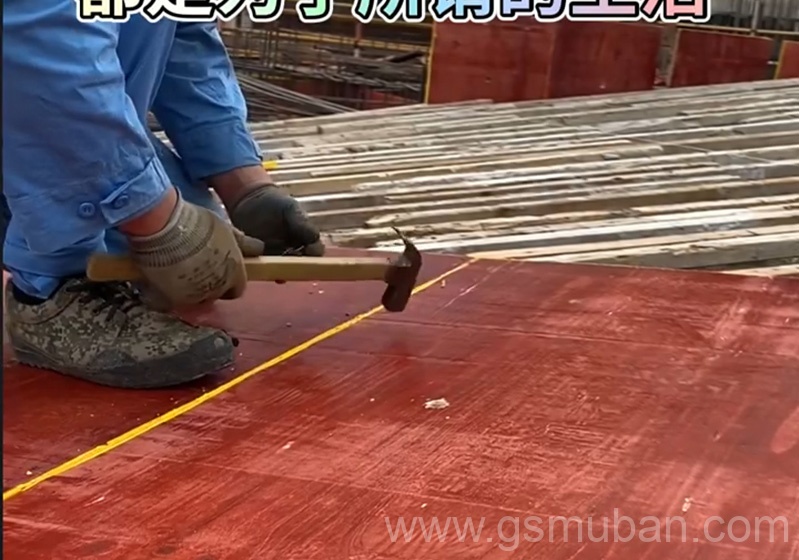 工地用的紅板多少錢一塊？工地紅板價(jià)格對(duì)比