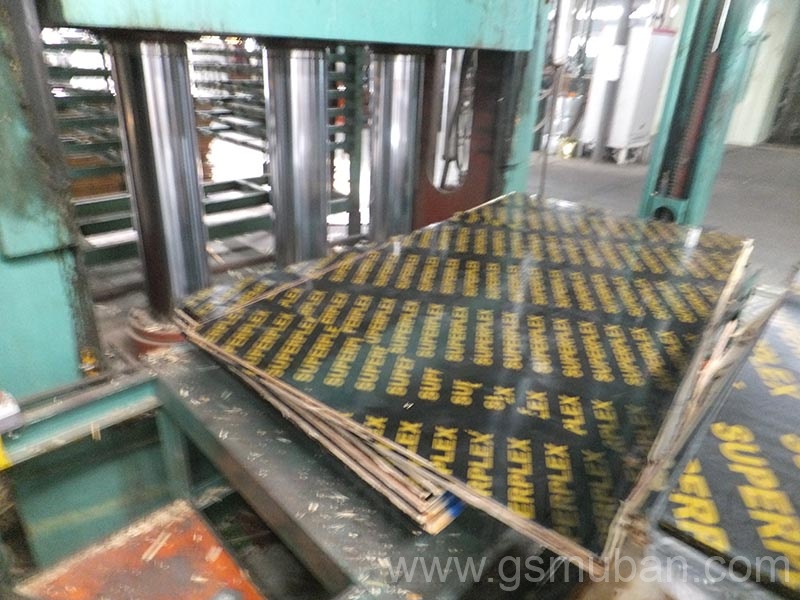 清水模板價(jià)格多少錢?清水模板和覆膜板的區(qū)別 清水模板價(jià)格多少錢?清水模板和覆膜板的區(qū)別